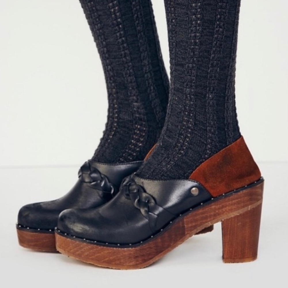 Free People clogs 6.5 36 37 leather suede